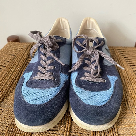 HAUS Golden Goose Shoes Women’s 7 Suede Blue and Black Star Sneakers - Picture 2 of 8